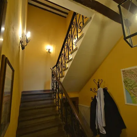 Cottage In Lucca With Pool & Countryside Charm-3